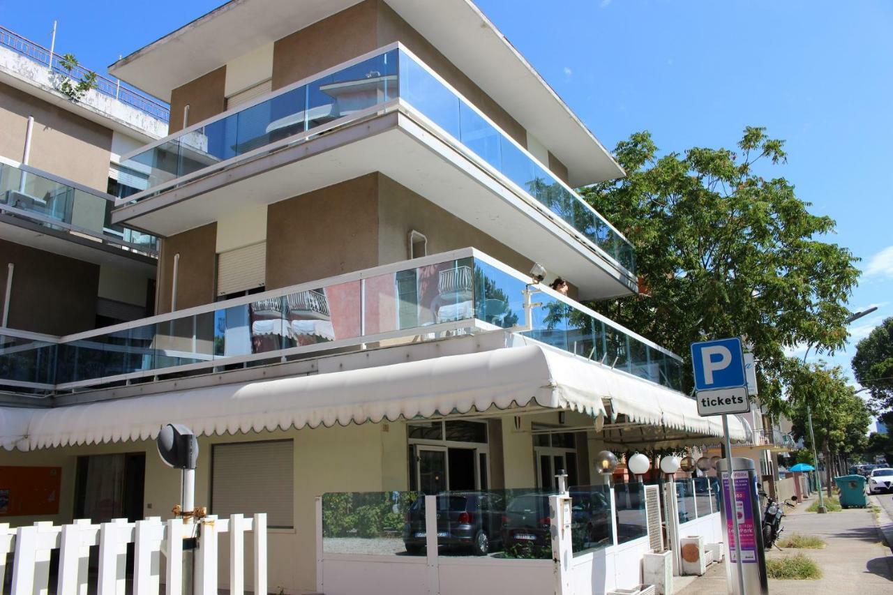 Hotel Laguna 利多迪迪耶索洛 外观 照片